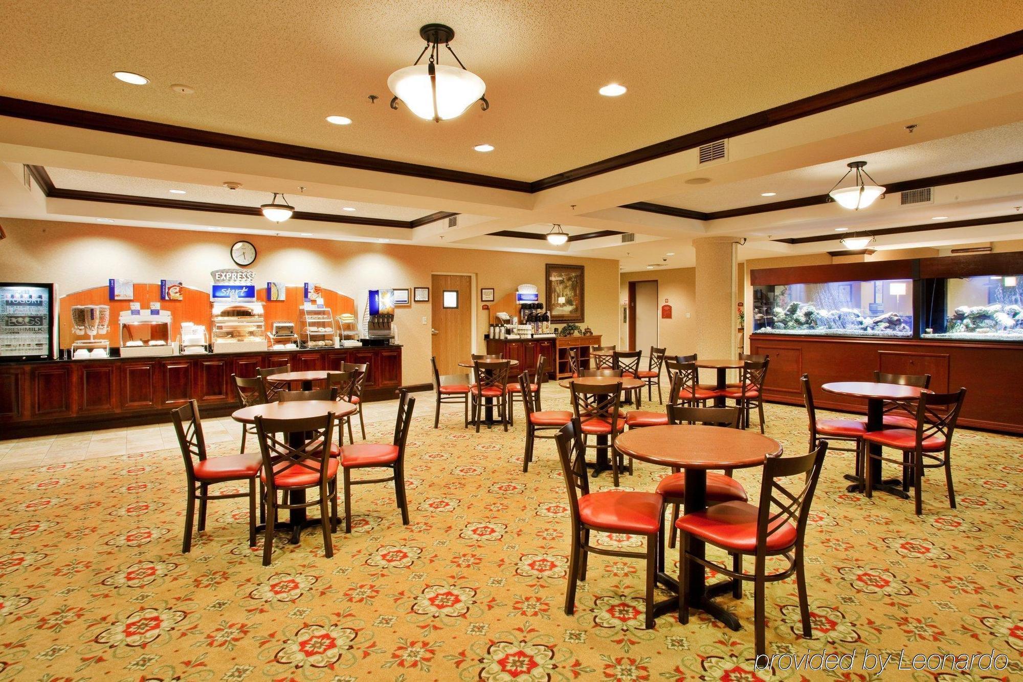 Holiday Inn Express & Suites Tavares By Ihg Buitenkant foto