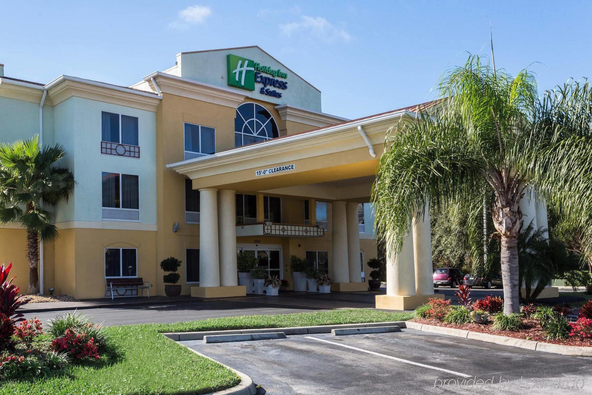 Holiday Inn Express & Suites Tavares By Ihg Buitenkant foto
