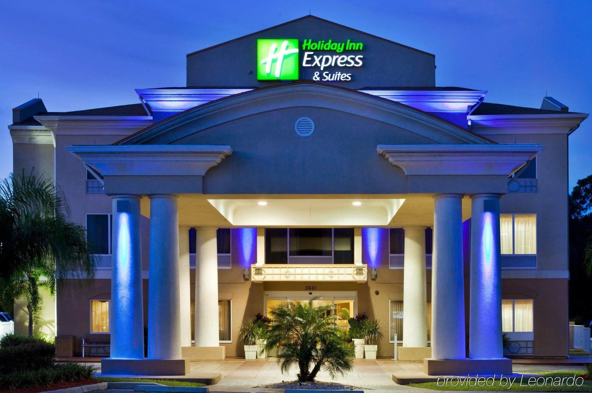 Holiday Inn Express & Suites Tavares By Ihg Buitenkant foto